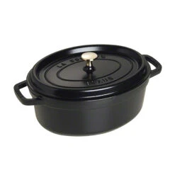 Staub Ovaler Topf Aus Gusseisen 4,2 L