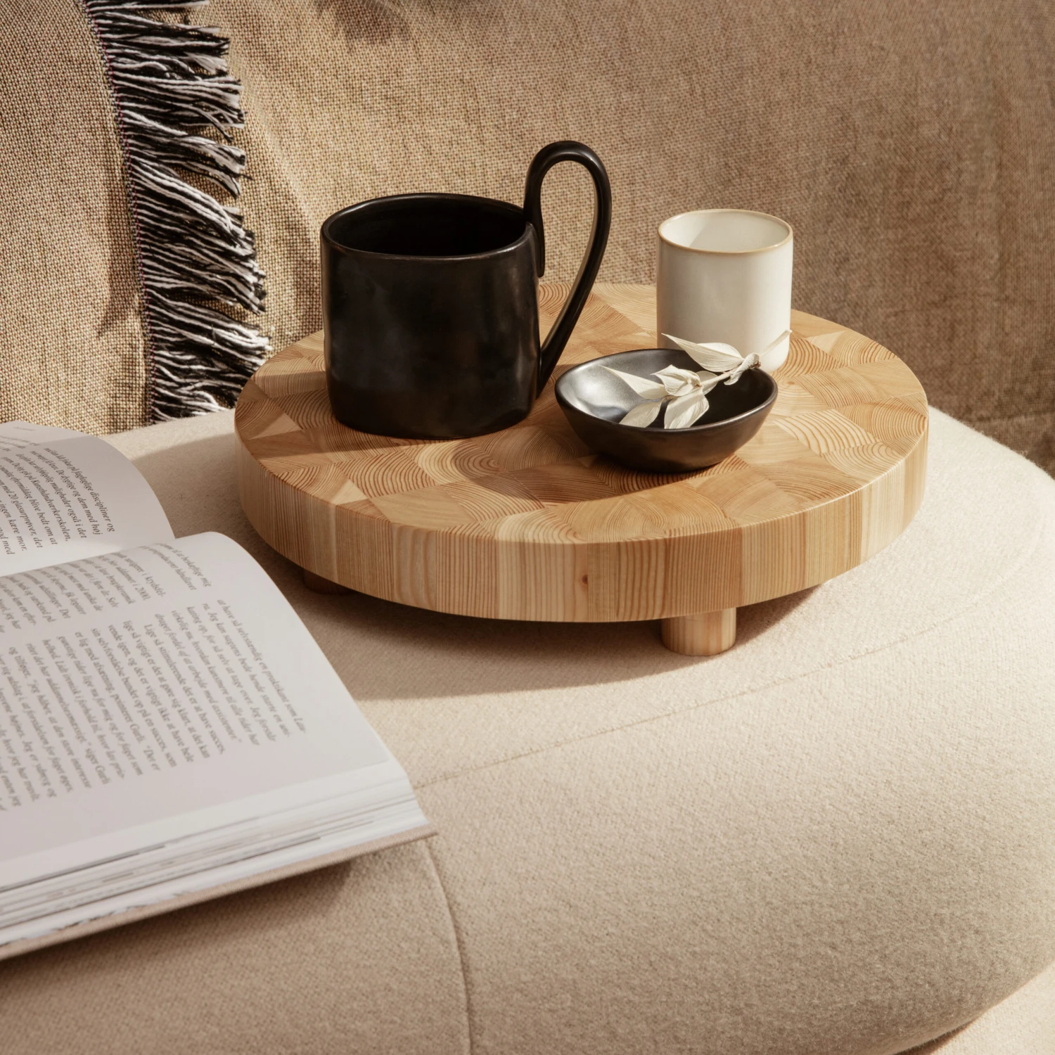 Ferm LIVING Chess Schneidebrett Rund – Bild 4