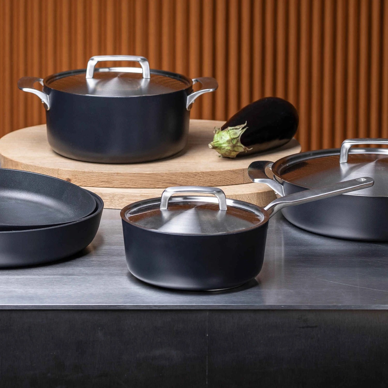 Fiskars Rotisser Sauteuse Mit Hoher Kante – Bild 3