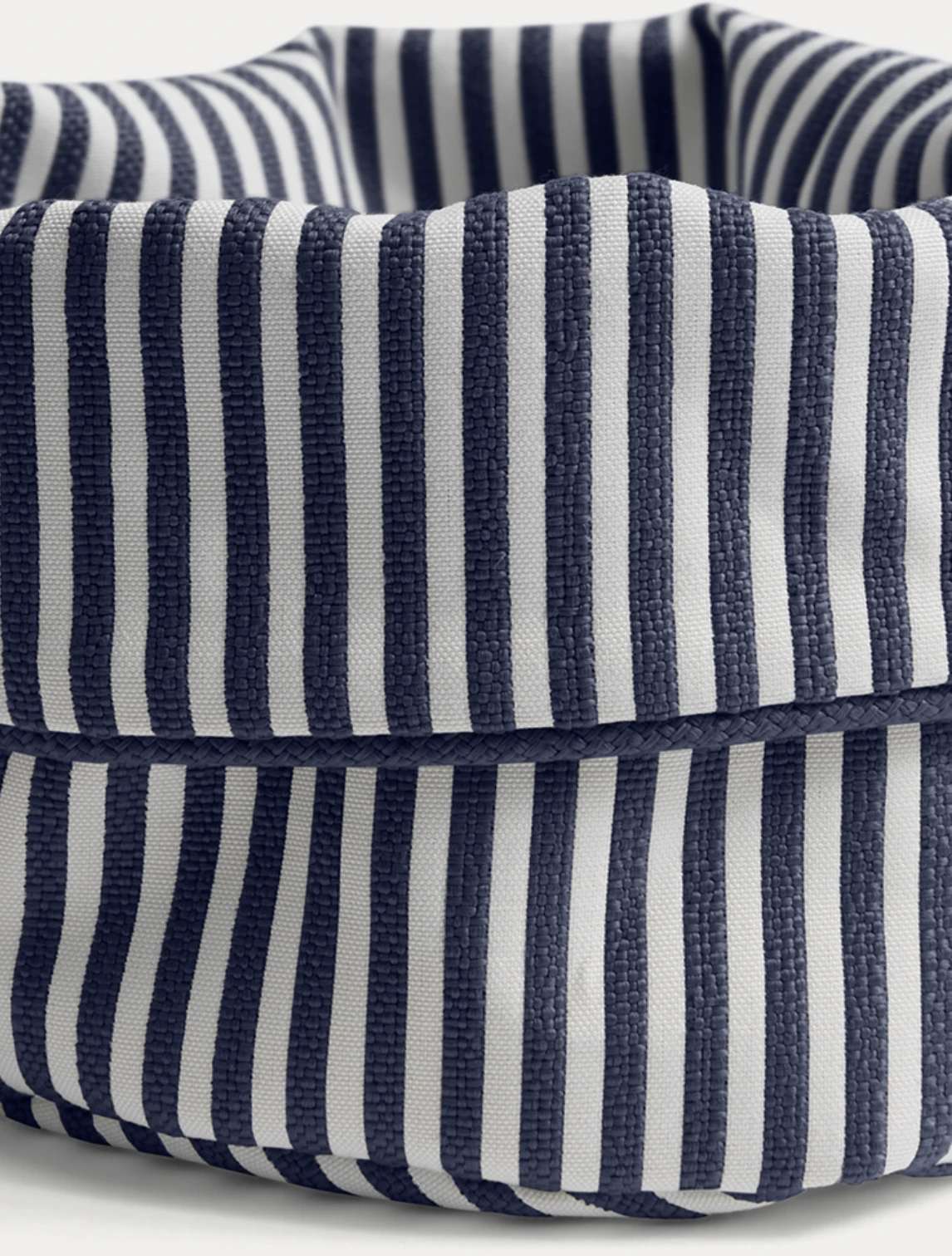 Narrow Stripe Brotkorb 19x20 Cm, Marineblau – Bild 2