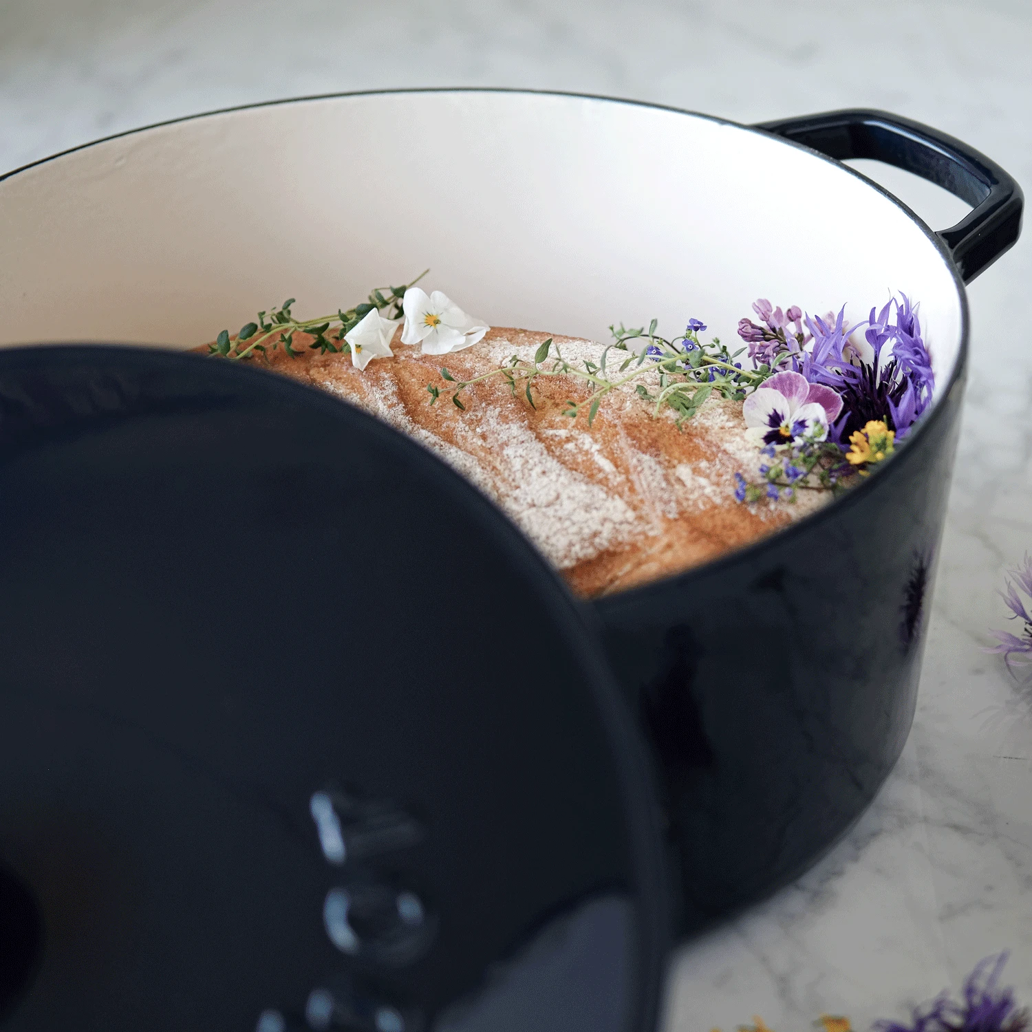 Gusseisentopf 4,4 L, Midnight Blue – Bild 3